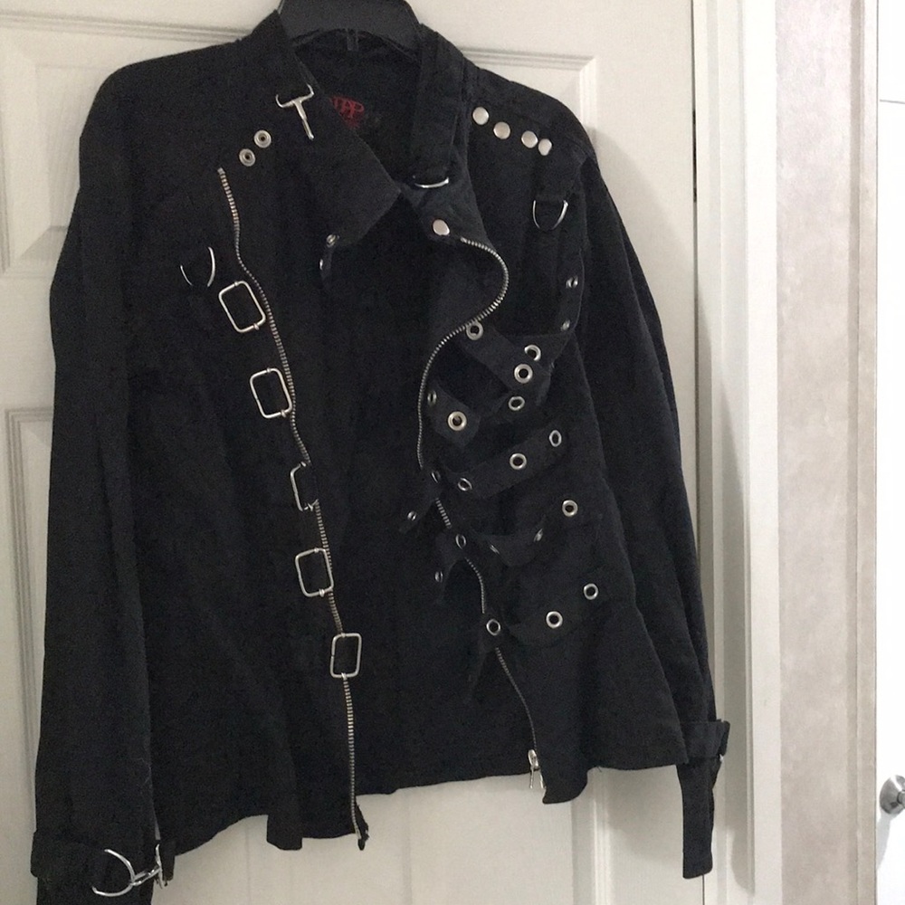 This is a trip to New York City jacket   Females. Size small